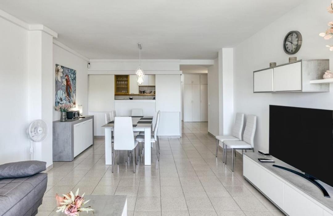 Apartamento Con Vistas A Mar Y Canal. エンプリアブラバ エクステリア 写真